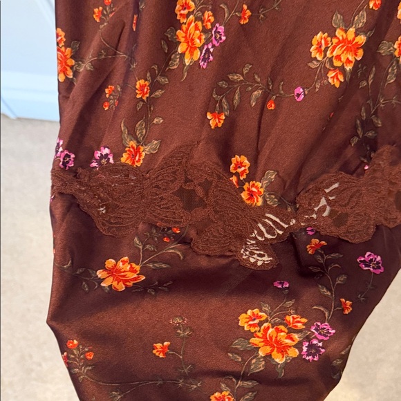 Floral Slip Dress in Deep Burgundy Free People Butterfly Babe Size Medium - Picture 10 of 10